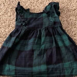6/$35 Old Navy Kids Plaid Dress in Green and Black
